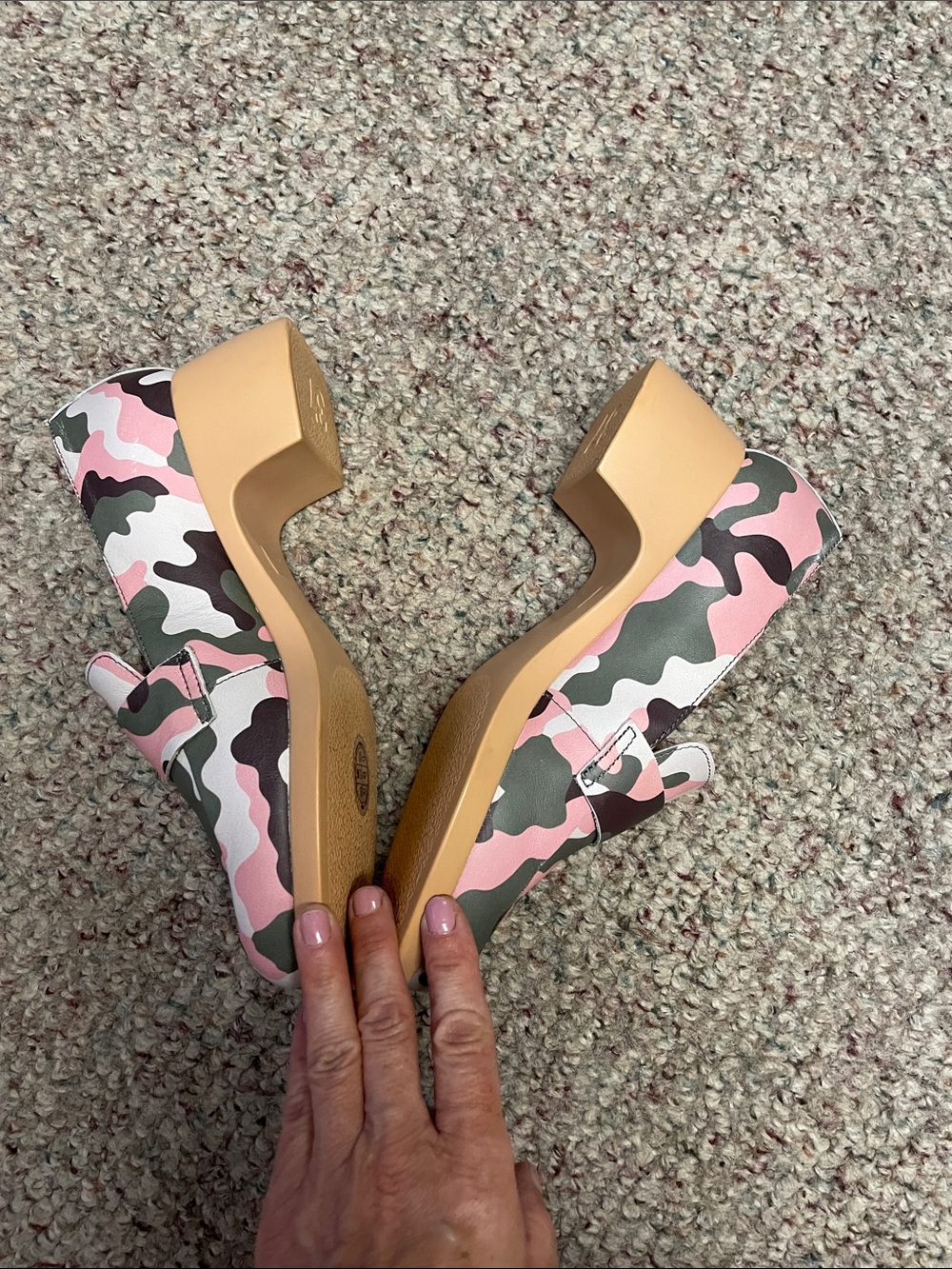 Im sorry by Petra Collins leather lug sole pink Camo Platform Loafers - - Picture 4 of 8